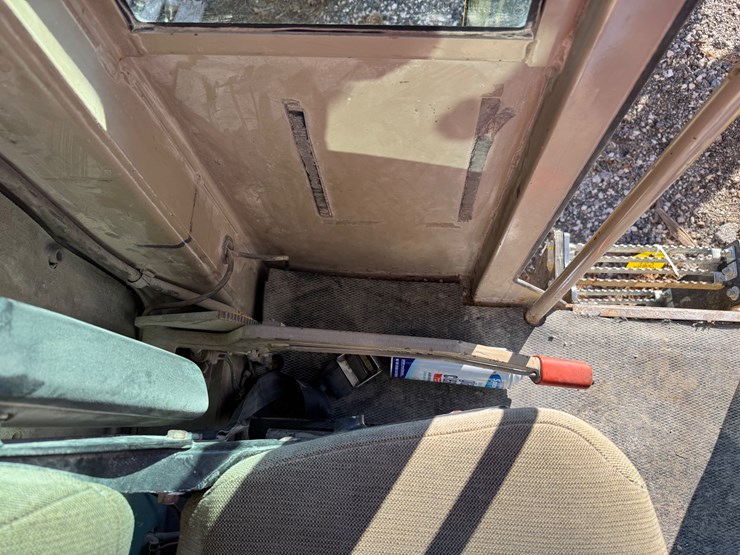 deere-770bh-image-22