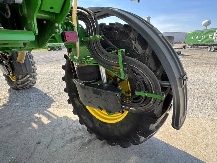 2018-john-deere-r4038-image-24