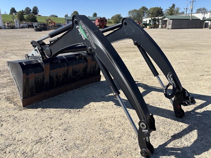 john-deere-6100-image-3