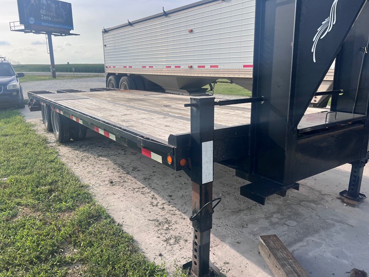 #144-•-trailerman-gooseneck-image-1