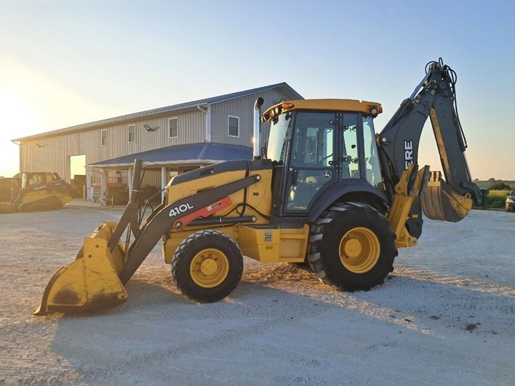 2022-deere-410l-image-8