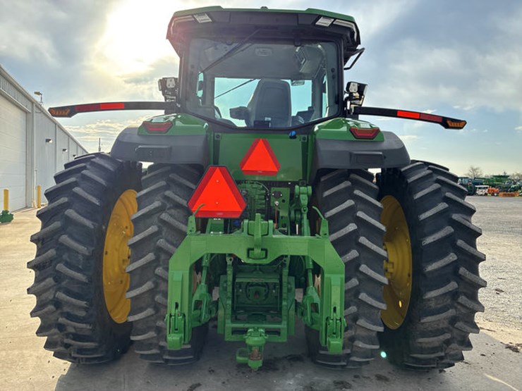 john-deere-8r-370-image-4