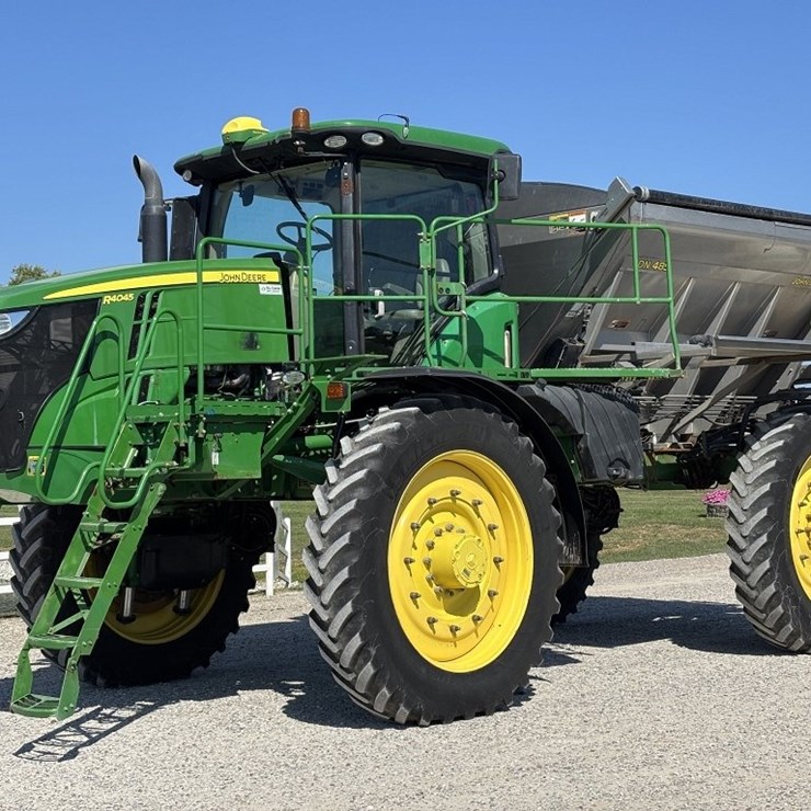 JOHN DEERE R4045
