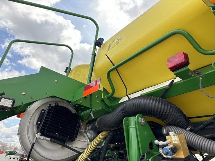 john-deere-1770nt-image-43