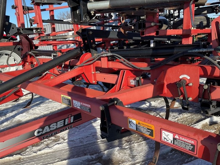 case-ih-tigermate-200-image-14