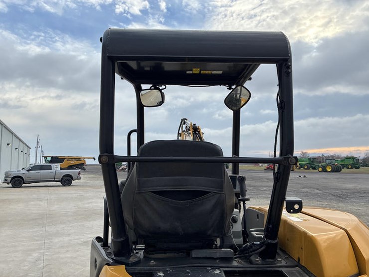 caterpillar-303.5e2-cr-image-35