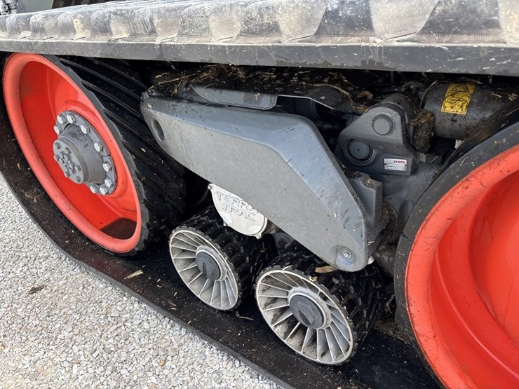 claas-lexion-8600tt-image-16