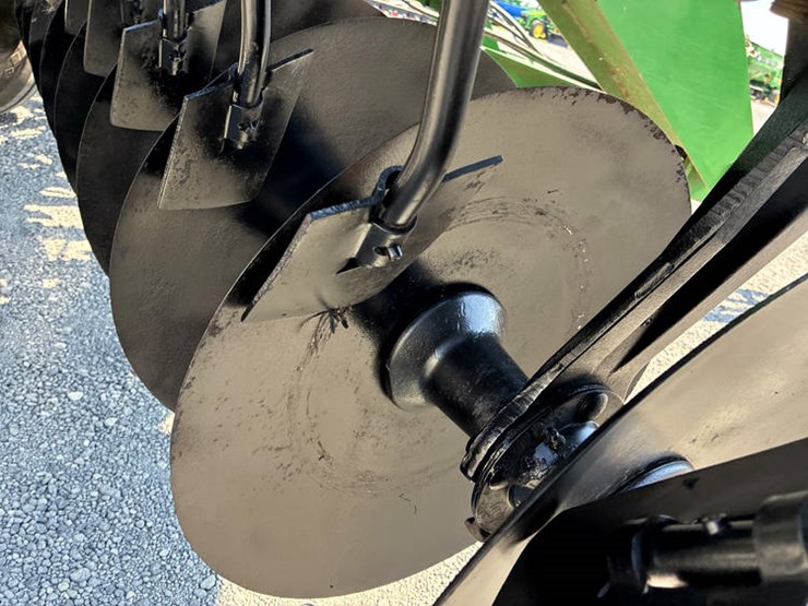 john-deere-637-image-11