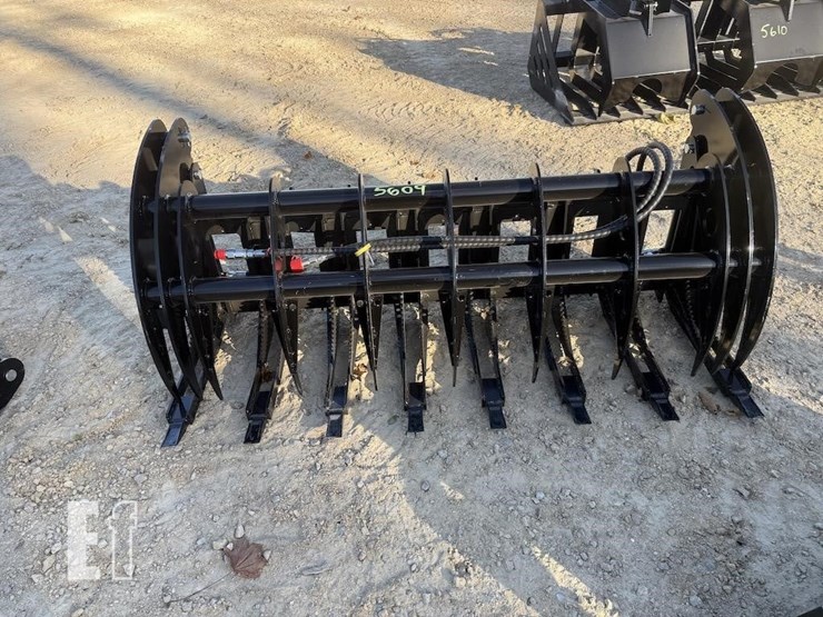skid-steer-log-grapple-image-2