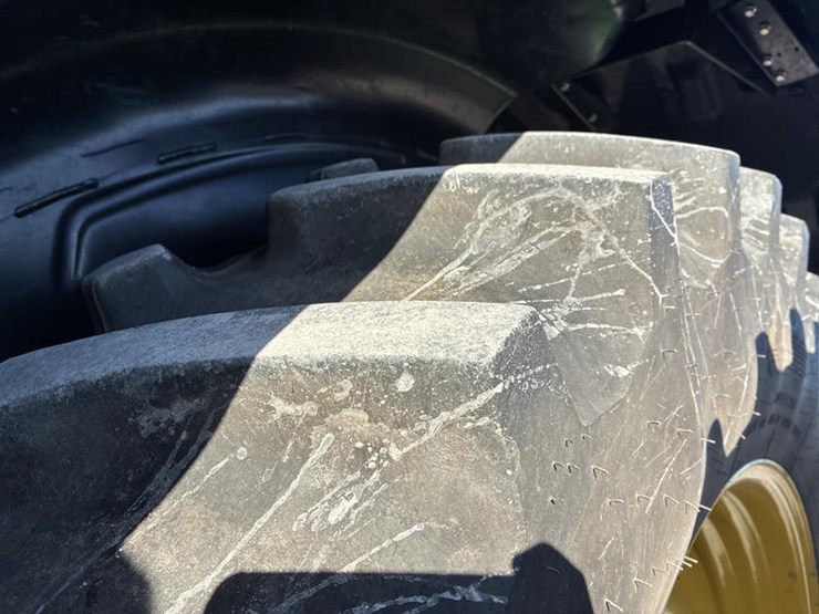 john-deere-8r-370-image-59