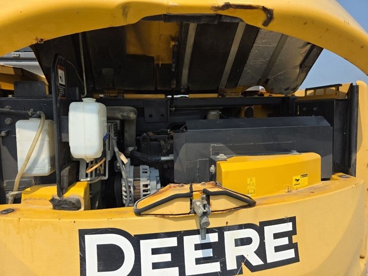 deere-75g-image-13