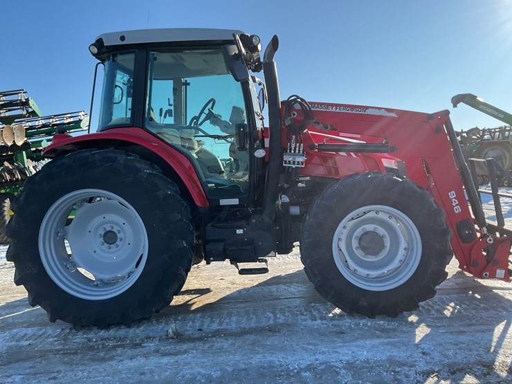 massey-ferguson-5613-image-6