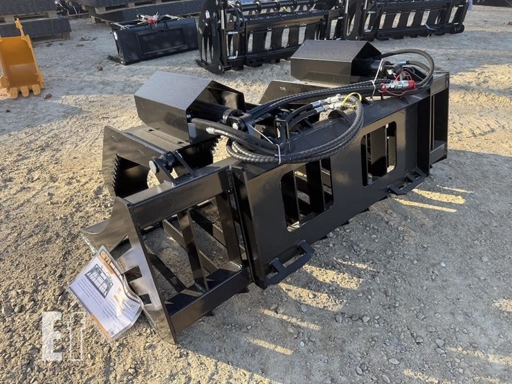 skid-steer-hollow-wood-grabber-image-3