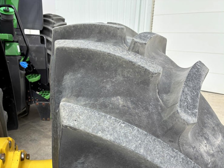 john-deere-8r-370-image-48