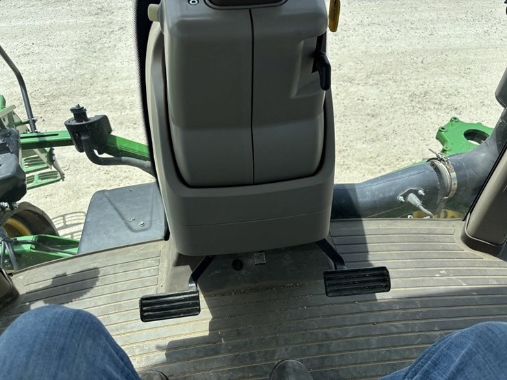 john-deere-8320rt-image-36