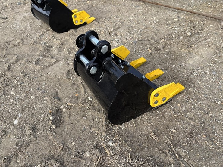 ir-mini-40-cm-toothed-bucket-(1)-image-3