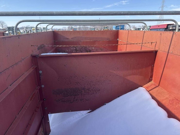 m&w-little-red-wagon-image-5