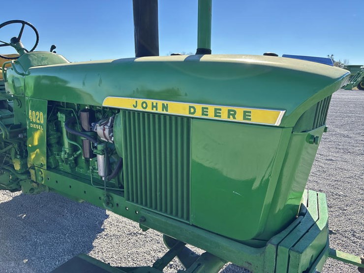 john-deere-4020-image-14