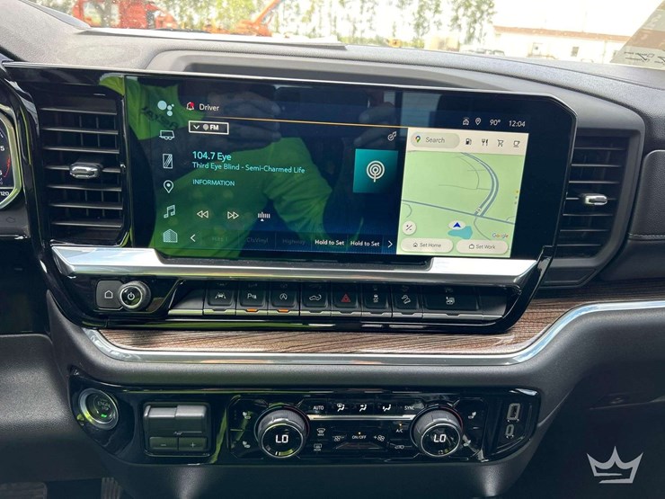 2023-chevrolet-1500-image-18