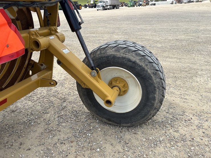 dynamic-wolverine-pull-type-ditcher-image-28