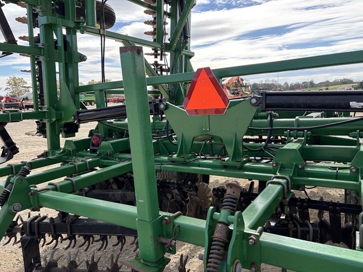 great-plains-4000tm-image-31