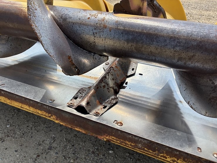 new-holland-996-image-20