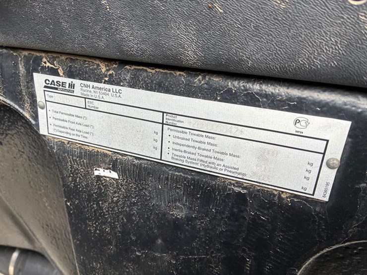 case-ih-magnum-315-image-2