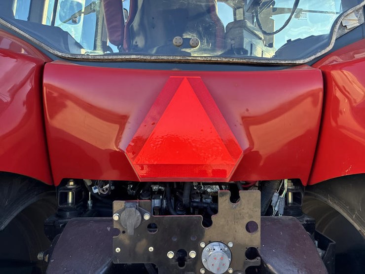 case-ih-magnum-305-image-24