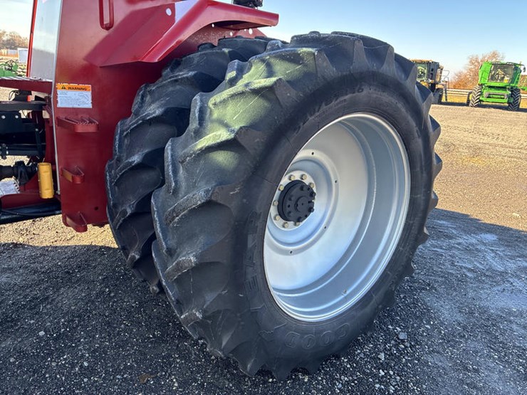 case-ih-steiger-335-image-64