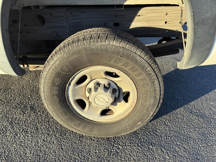 2005-chevrolet-2500-image-5