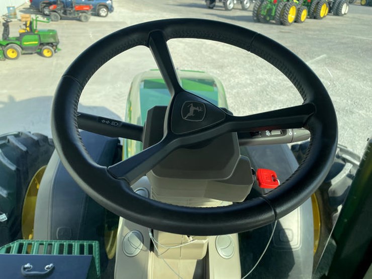 john-deere-8r-370-image-82