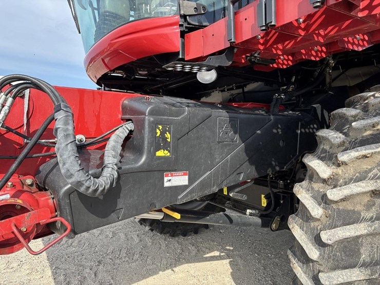 case-ih-7010-image-35