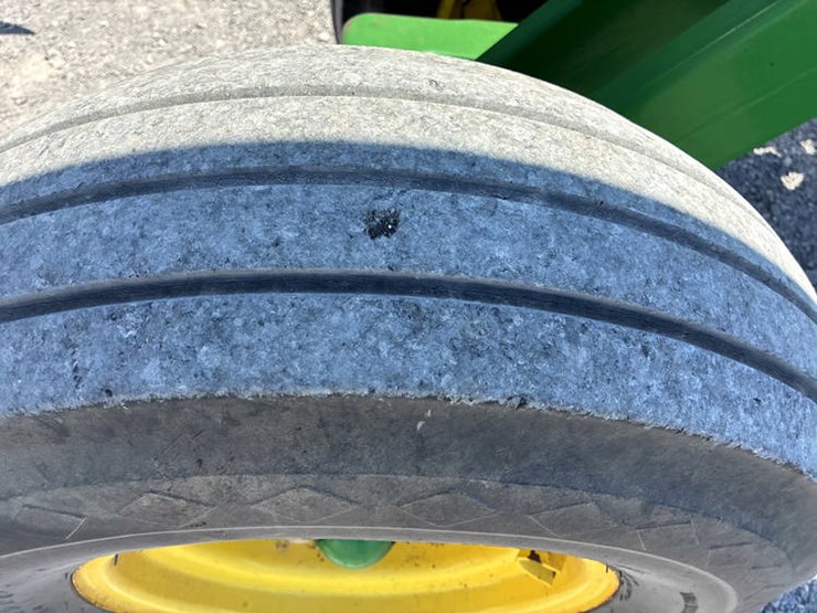 john-deere-637-image-16