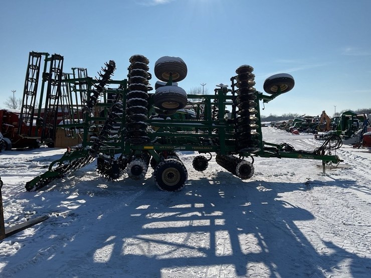 great-plains-h1100-25’-terramax-image-5