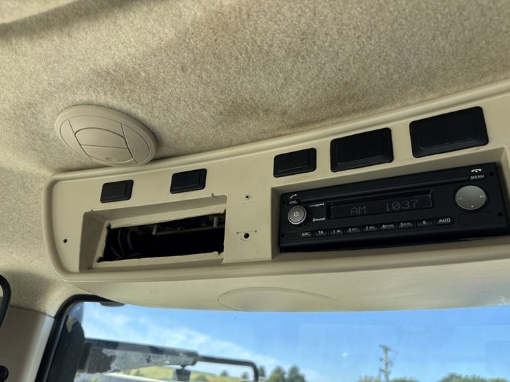 john-deere-r4045-image-60