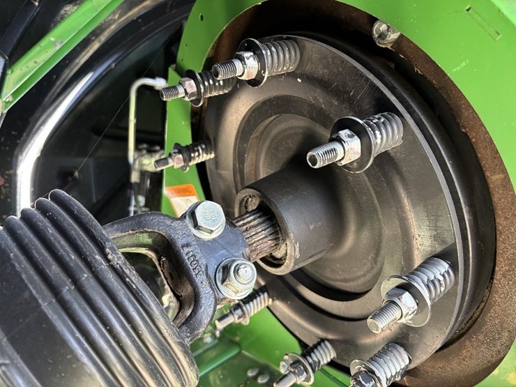 john-deere-l341-image-48