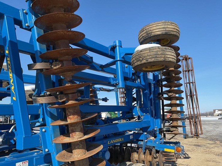 2011-landoll-7450-44-image-25