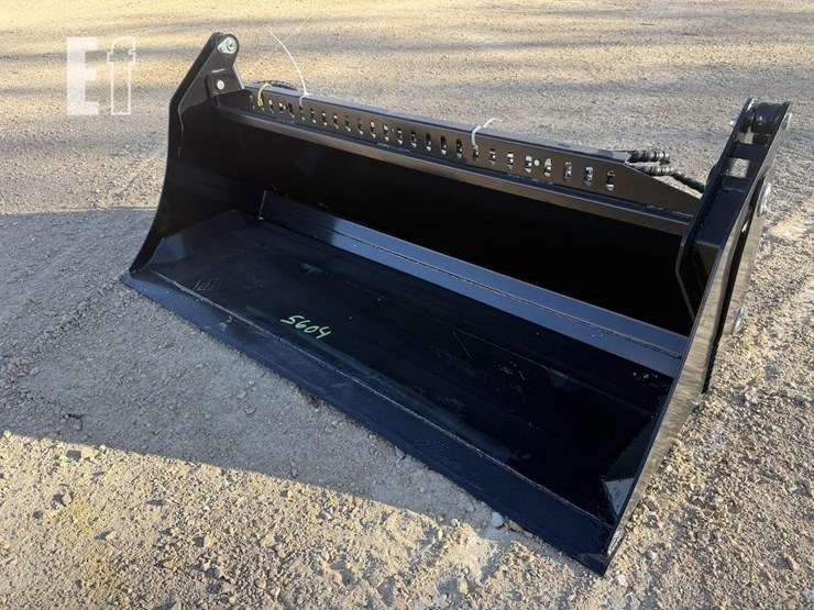 skid-steer-4-in-1-bucket-image-1