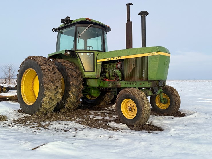john-deere-4430-image-1