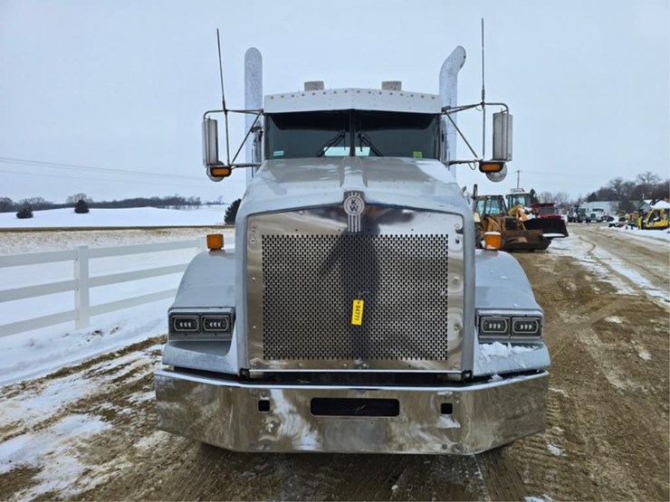 kenworth-t800-image-10