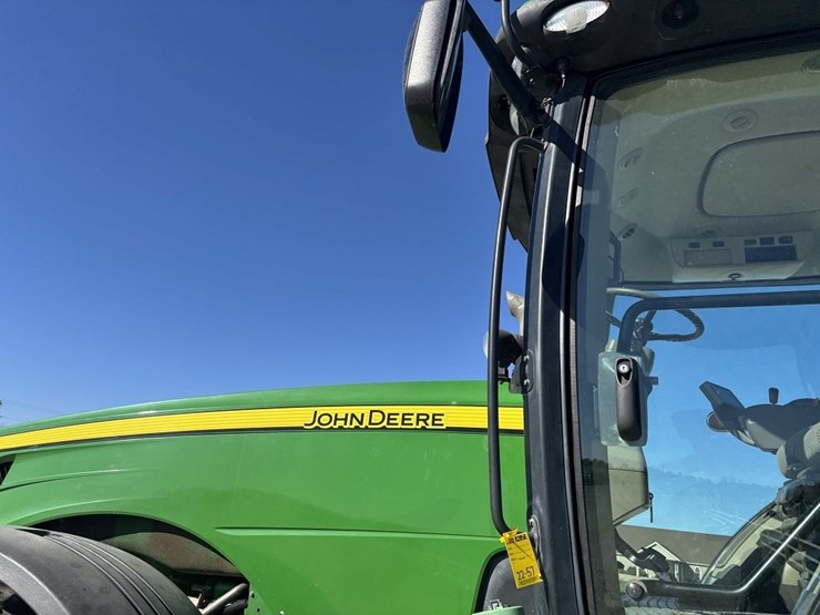 john-deere-8285r-image-35