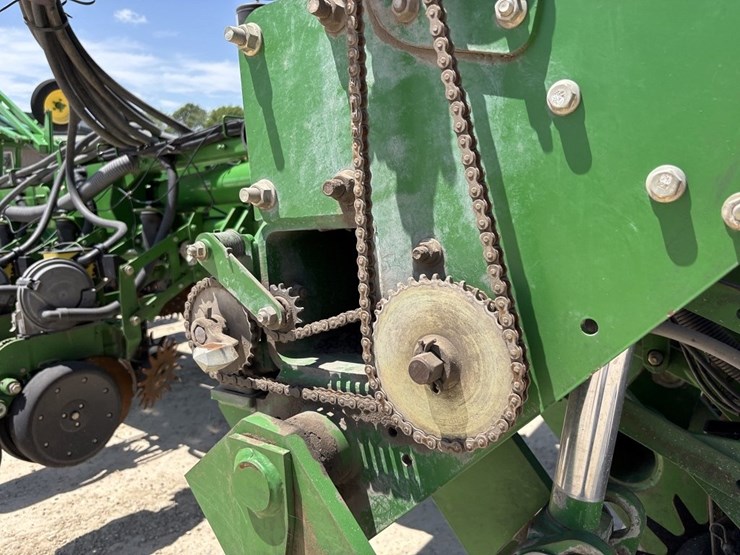 john-deere-s680-image-39