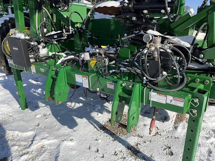 john-deere-3000-image-15