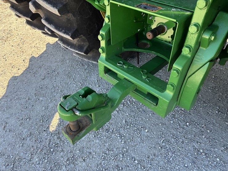 2022-john-deere-8r-280-image-23