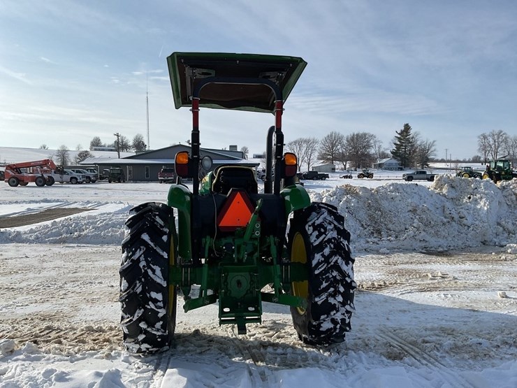 john-deere-5055e-image-4