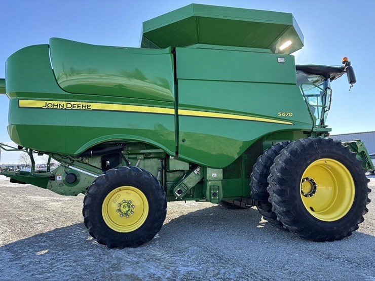 john-deere-s670-image-6