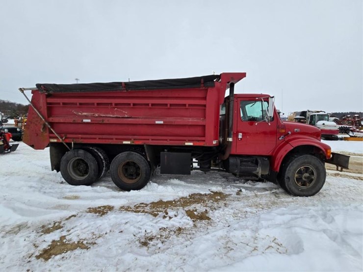 international-4900-image-6