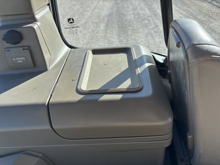 john-deere-8rx-410-image-55