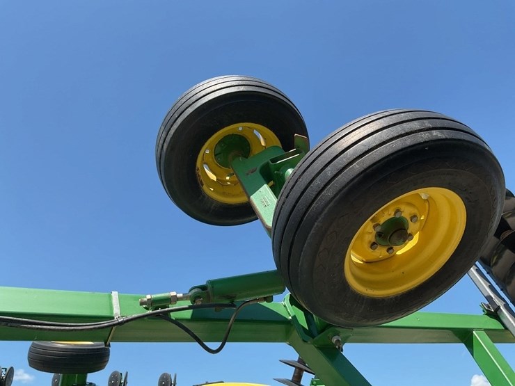 john-deere-637-image-14