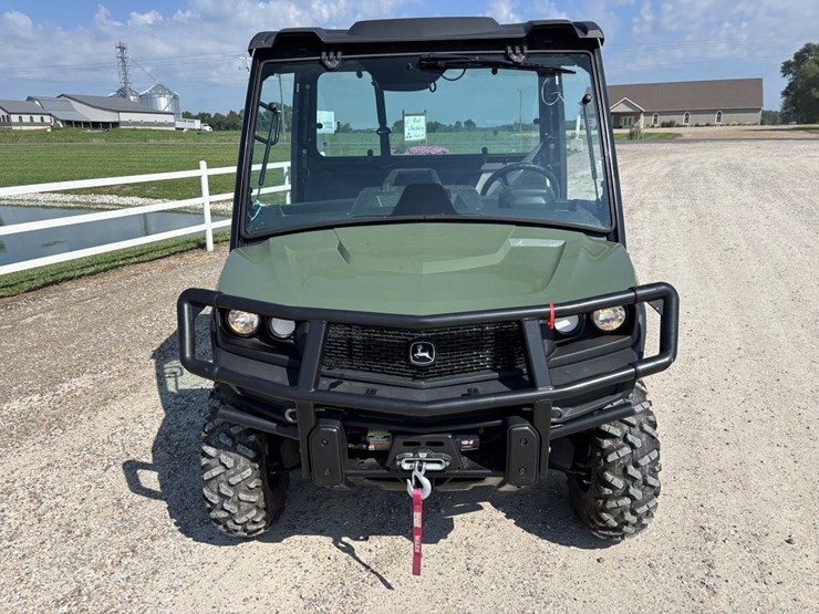 john-deere-gator-image-8